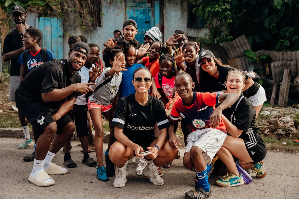 Football For The World Foundation - photograph 2 of 18